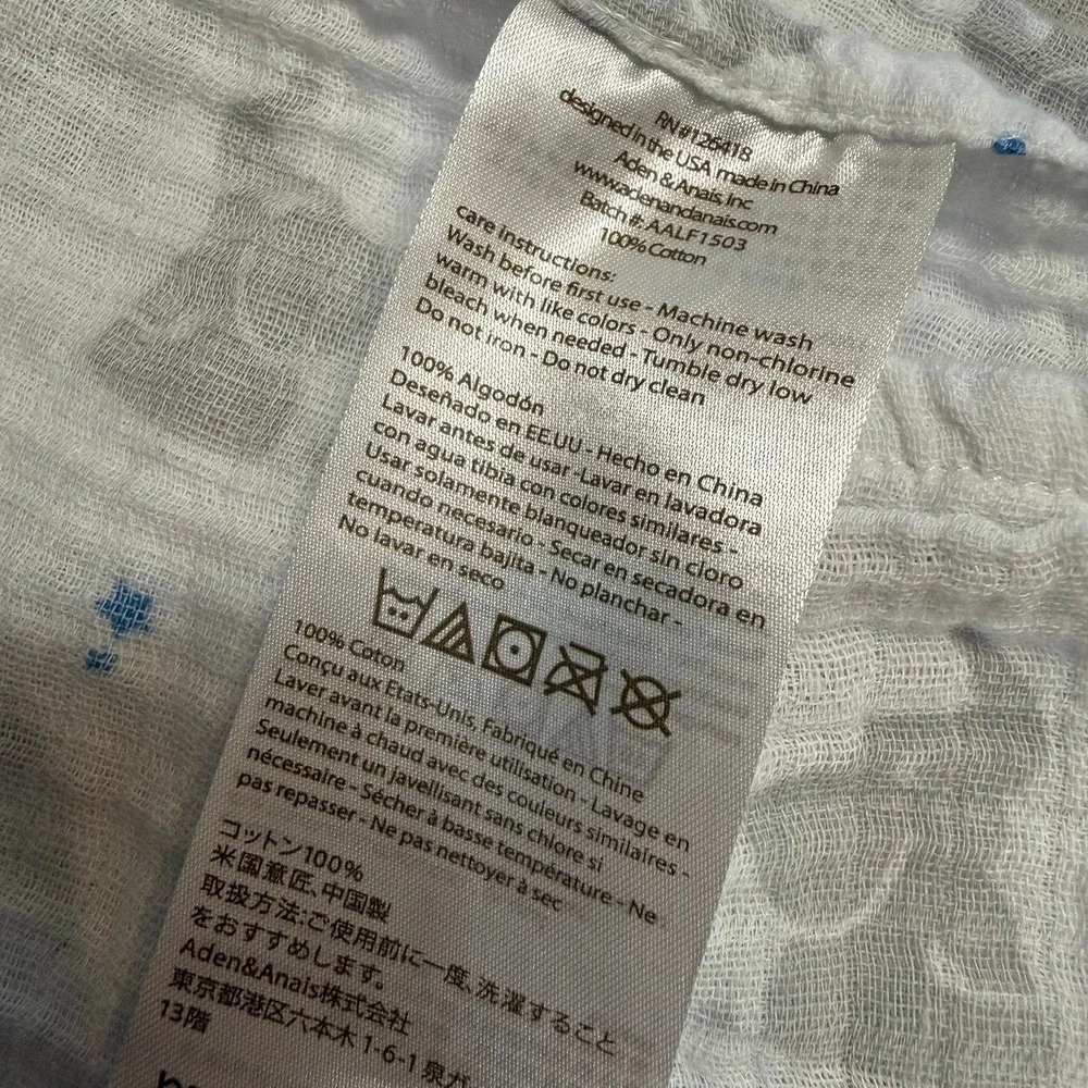 Aden‎ & Anais cotton baby blanket elephants